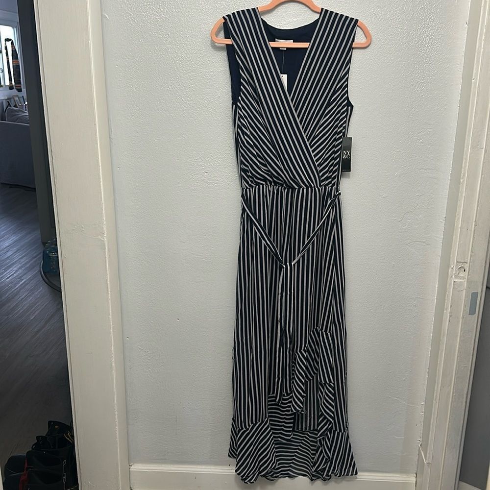 Brand New- New York & Company Maxi Dress size Large